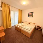 Bed & Breakfast Gymy