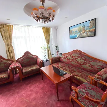 Gymy Bed & Breakfast 2*