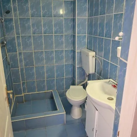 Bed & Breakfast Gymy Constanta