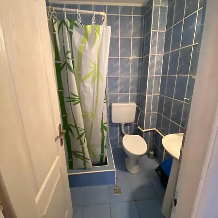 Bed & Breakfast Gymy Constanţa