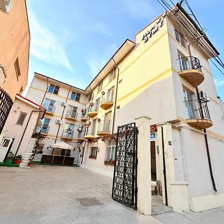 Bed & Breakfast Gymy Constanta