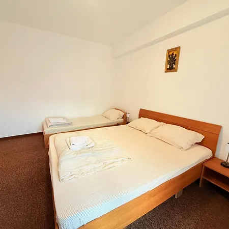 Bed & Breakfast Gymy 2*